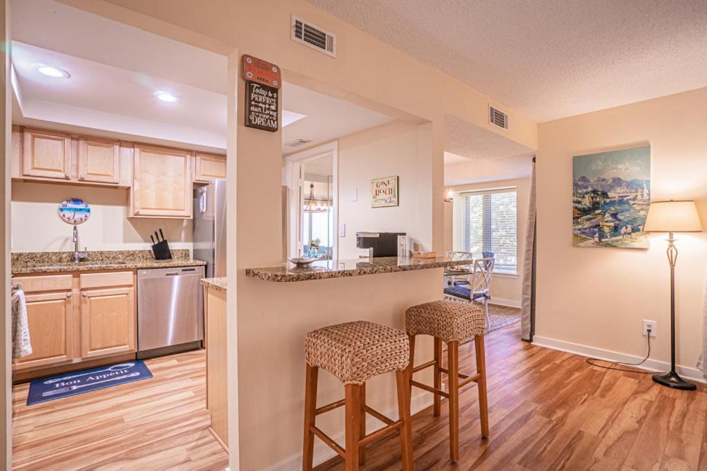 1686 Bluff Villas Renovated Sleeps 8 Walk To Salty Dog Sea Pines Hilton Head Island Exterior foto